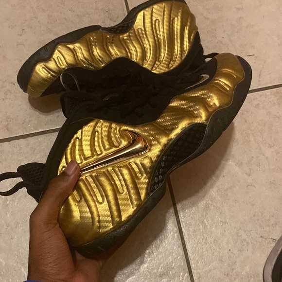 Nike Foamposite Gold